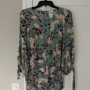 Sage Green Floral Tie-Sleeve Tunic Blouse